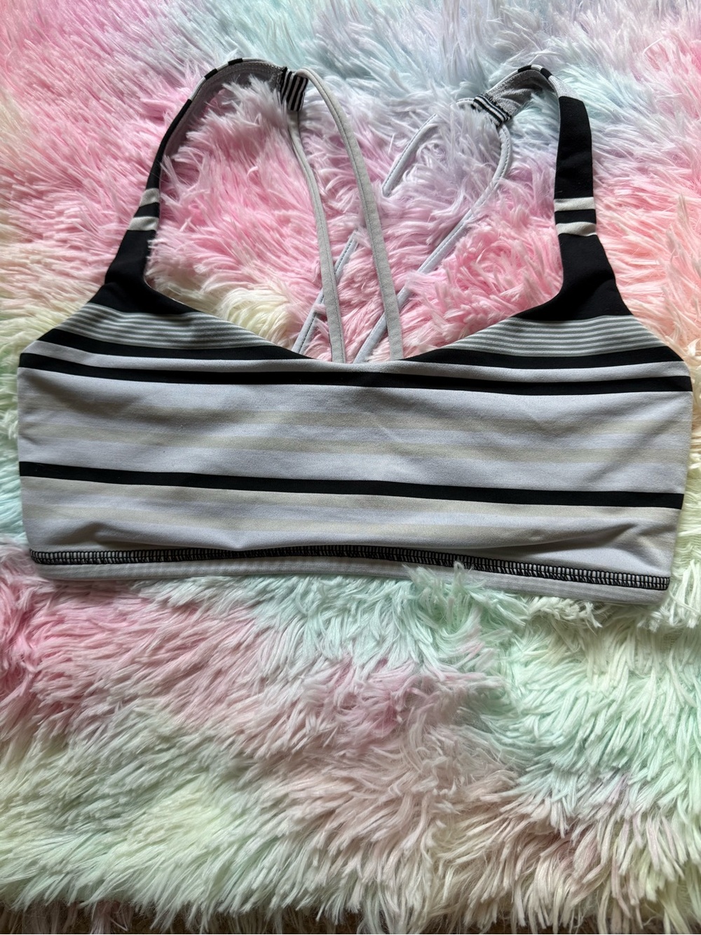 Lululemon sports bra